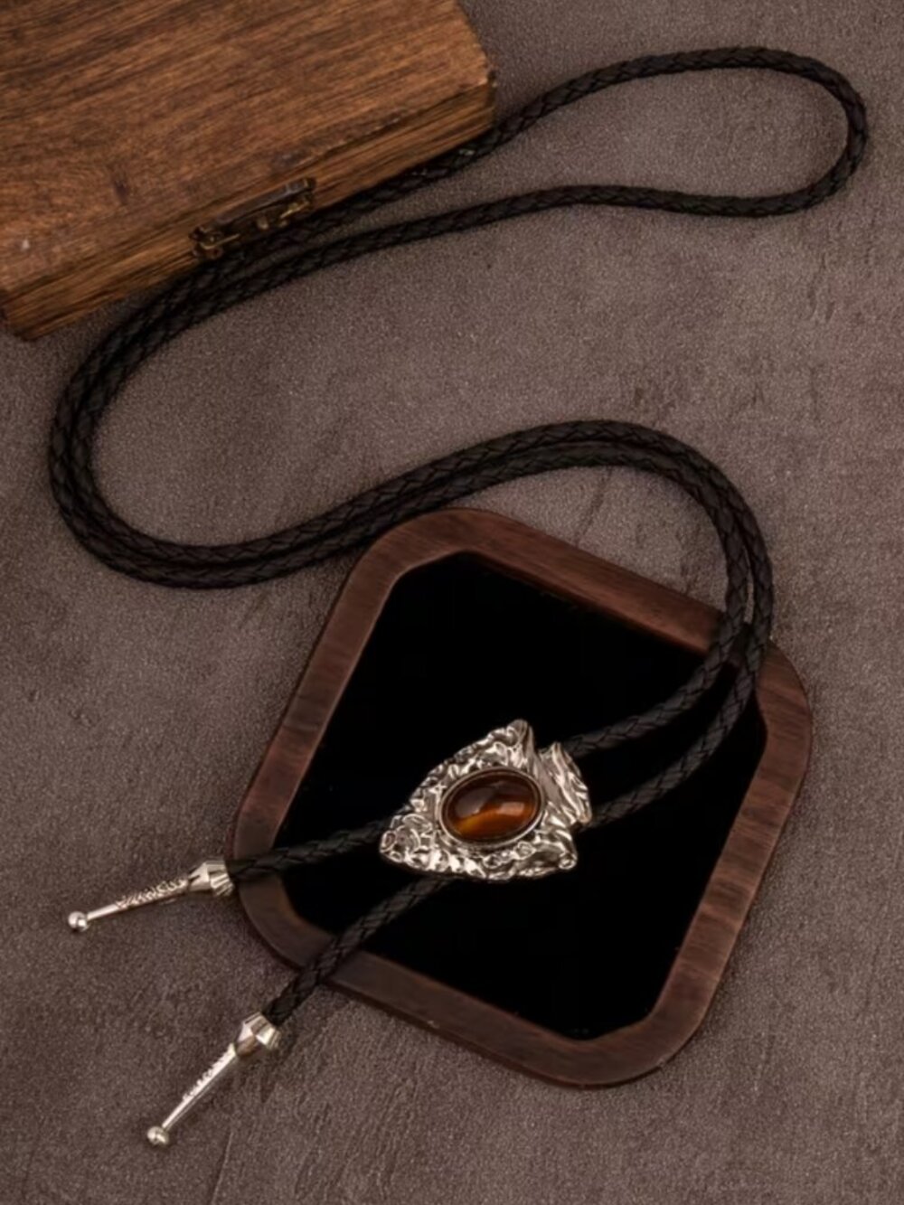 NWT Western Arrowhead Bolo Tie Faux Tiger's Eye Stone Cowboy Necklace Silvertone